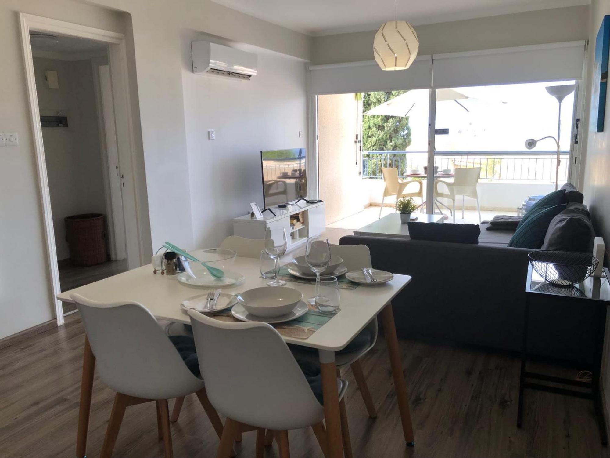 Kings Palace - Modern And Stylish 1 Bedroom Apartment Πάφος Εξωτερικό φωτογραφία
